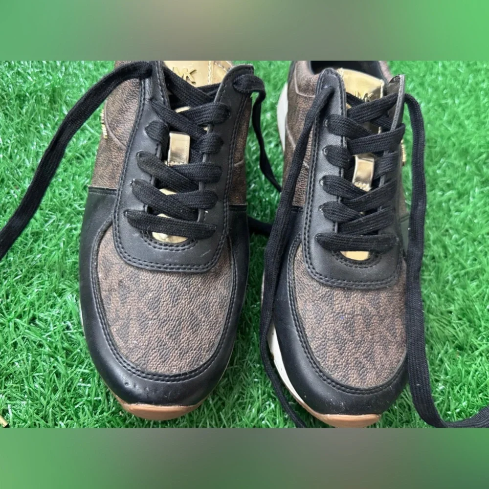 Michael Kors‎ Brown and Black Sneakers Size 7.5